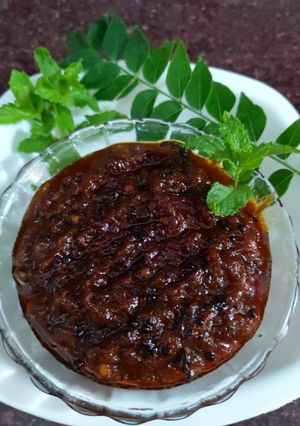 A picture of Onion chutney.