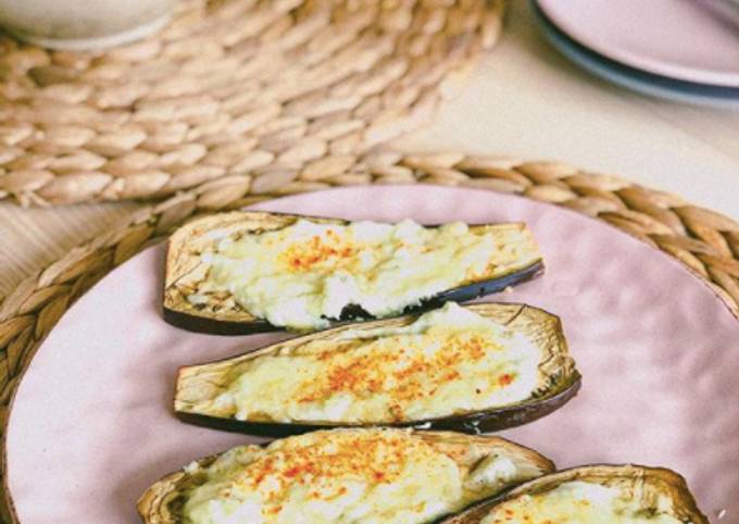 Recipe of Ultimate Baked eggplants with mozzarella 🍆