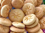 A picture of vanilla cookies