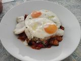 Pisto con merluza y huevos Thermomix