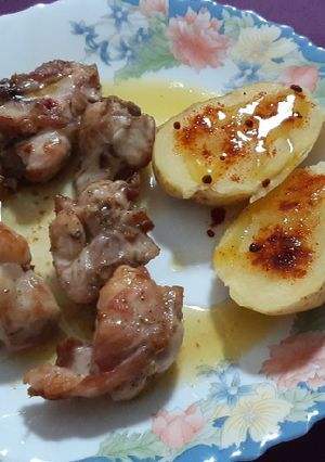 Una foto de Conejo al ajillo con patata