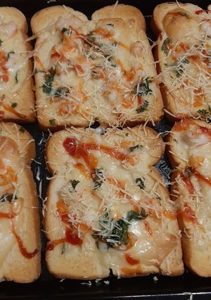 Foto resep Cheesy Baked Shrimp Toast
