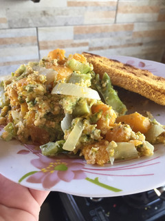 Una foto de Revuelto de verduras