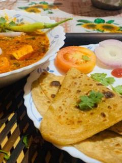 शाही पनीर (Shahi paneer recipe in hindi) रेसिपी मुख्य फोटो