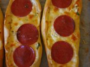 Une photo de salami pâtes