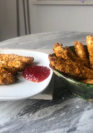A picture of Baked halloumi fries.