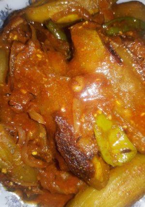 A picture of Parwal dolma.