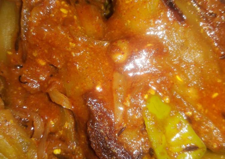 Recipe of Quick Parwal dolma