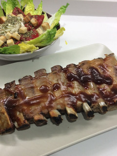 Una foto de Costillar de cerdo a la barbacoa con mostaza y miel Hunts