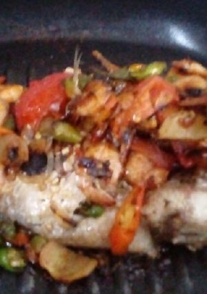 Foto resep Mujaer panggang siram udang