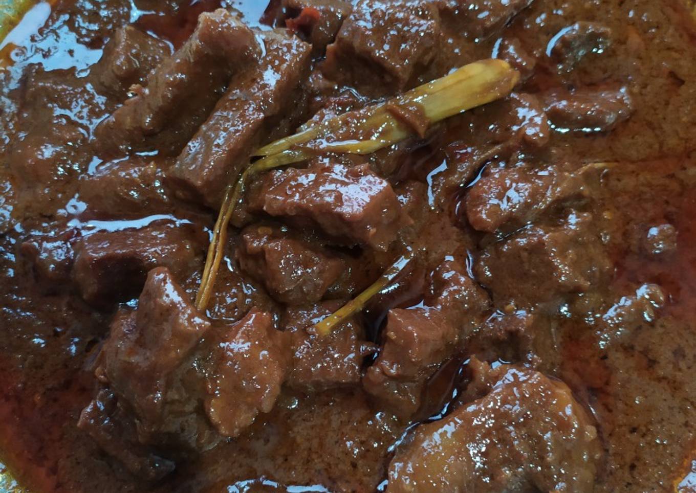 Rendang daging sapi