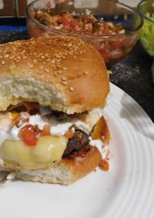 Una foto de Hamburguesas al carbón