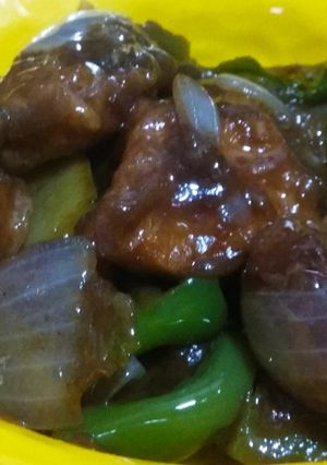चिकन चिली (chicken chilli recipe in marathi) रेसिपी चे मुख्य फोटो 