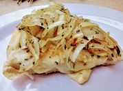 Una foto de pizza rellena