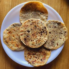 Stuffed flaxseeds paratha A picture of Stuffed flaxseeds paratha.