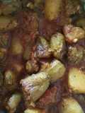 Potato parwal curry (aloo potoler dalna)