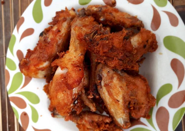 6 Resep: Ayam goreng crispy Anti Ribet!