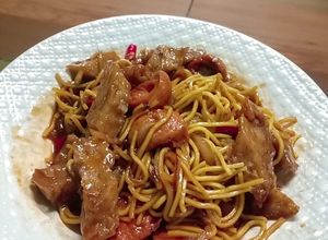Foto resep Fish roll, mie kuning basah pedas manis