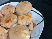 Una foto de arepas queso