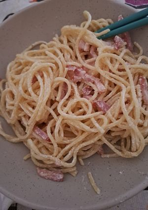 Una foto de Espaguetis con nata