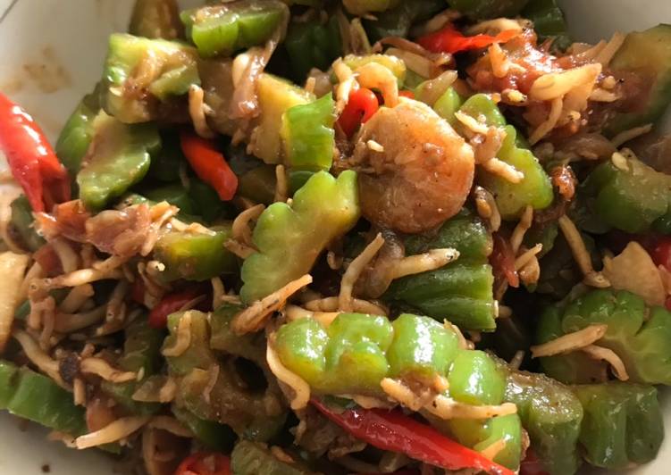 Tumis pare teri udang