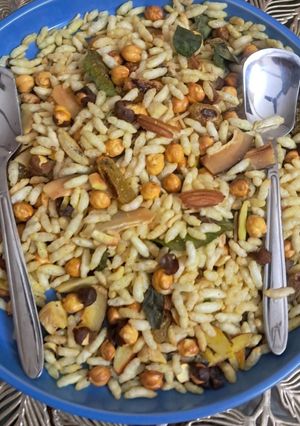 A picture of Healthy puffed rice namkeen.