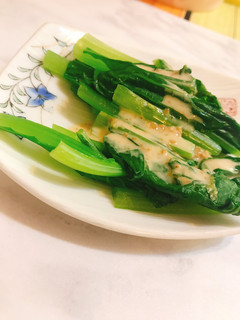 夏日涼拌菜-日式胡麻小松菜 的食譜成品照片