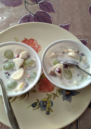 A picture of Fruit cream.
