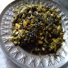A picture of Muli saag.