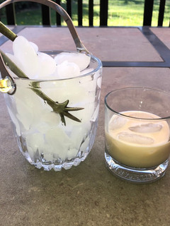 Una foto de Irish cream o Baileys