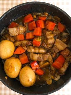 《快煮鍋料理》可樂滷肉 的食譜成品照片