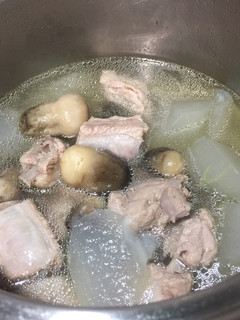 冬瓜草菇排骨湯 的食譜成品照片