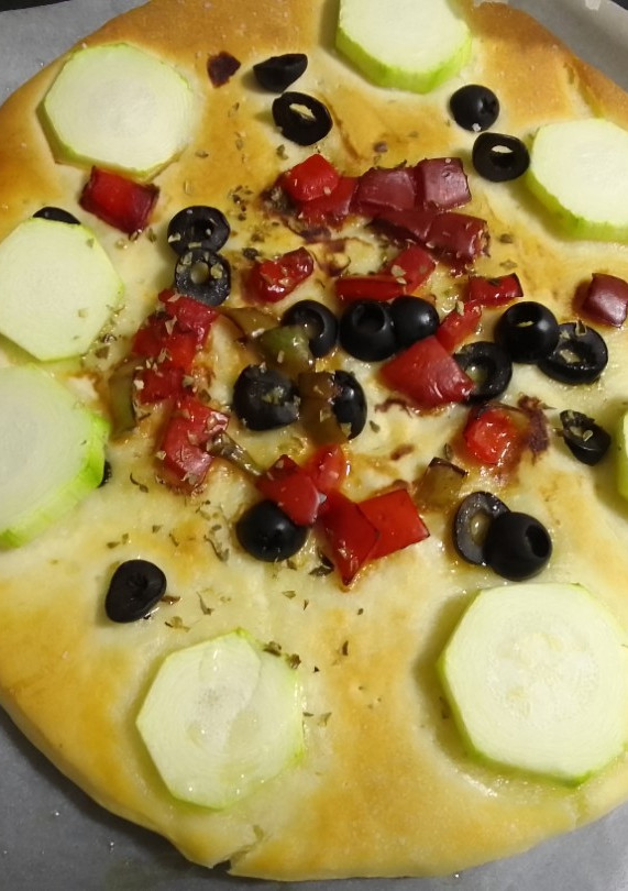 Una foto de Focaccia de verduras