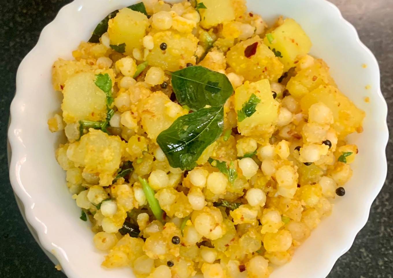 Hot & Spicy Sabudana Khichdi without peanuts 🥜