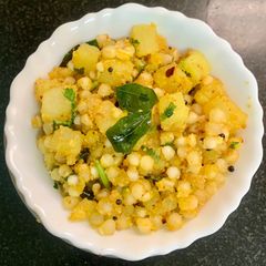 A picture of Hot & Spicy Sabudana Khichdi without peanuts 🥜.