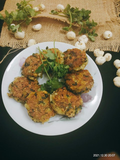 मक्खाना कटलेट (makhana cutlet recipe in Hindi) रेसिपी मुख्य फोटो