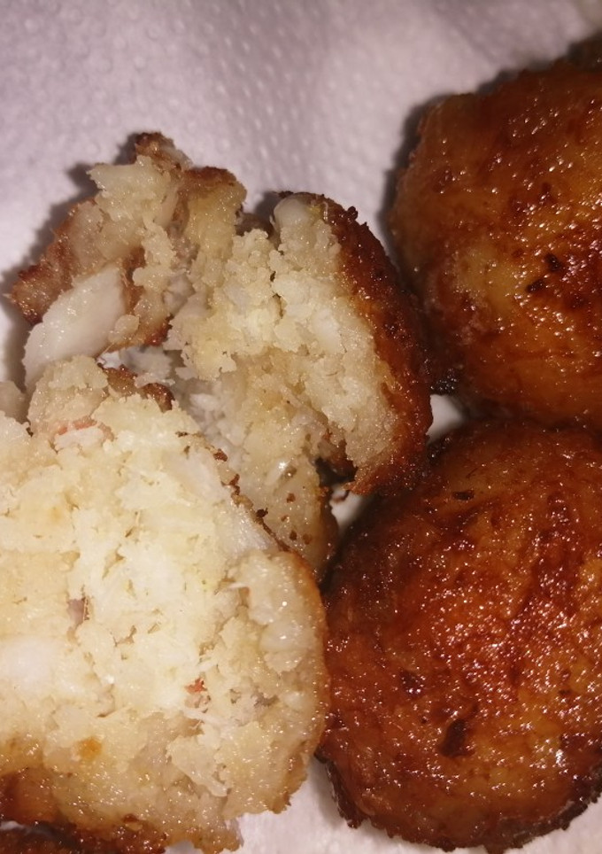 Una foto de Albóndigas de merluza y langostinos en Mambo