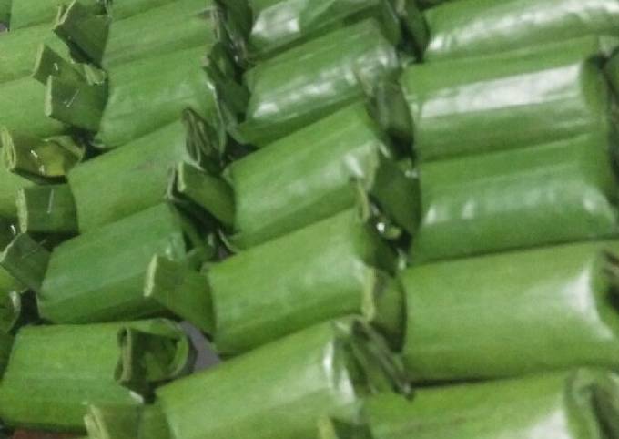 Lemper isi ayam