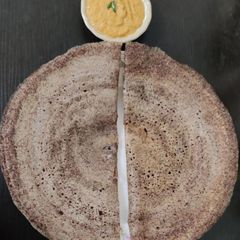 A picture of Ragi dosa.