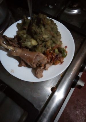 A picture of Kienyenji chicken with soup.