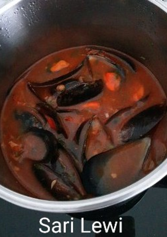 Una foto de Mejillones en salsa, en Placa de inducción (8 ingredientes)