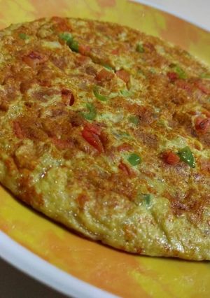 A picture of Egg oats uttapam.