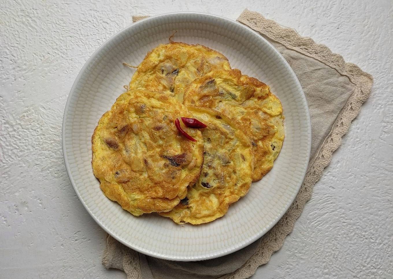 Telur Dadar Ikan Suwir