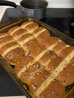 A picture of French dip sliders.