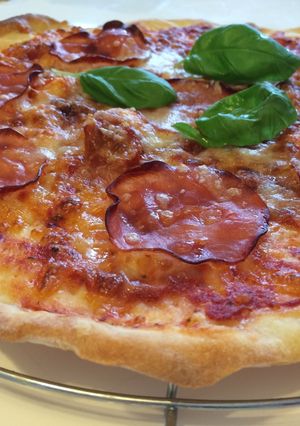 Hình của món Cách làm đế bánh pizza.