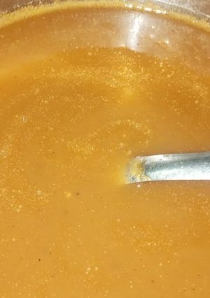A picture of Tamarind chutney.
