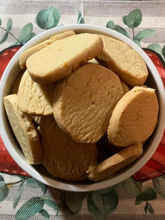 Una foto de Polvorones de naranja