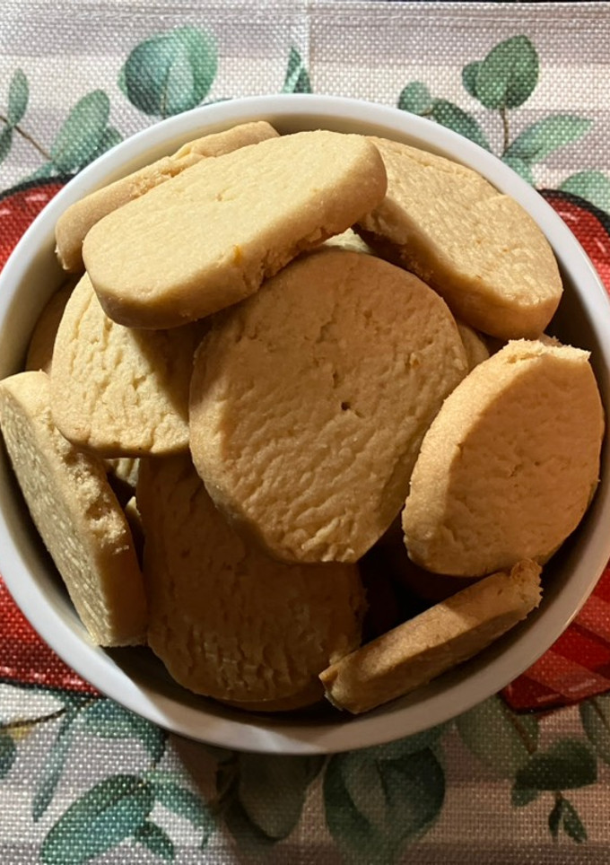 Una foto de Polvorones de naranja