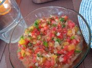 Una foto de salsa criolla