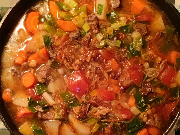 Cara Gampang Menyiapkan Resep Sup Sapi Rempah Anti Ribet, Bikin Ngiler